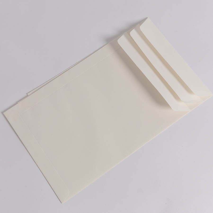 Buffered Envelope A4